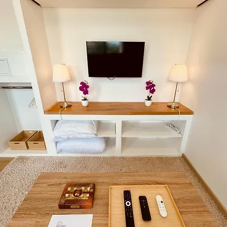 Des Pins Apartment