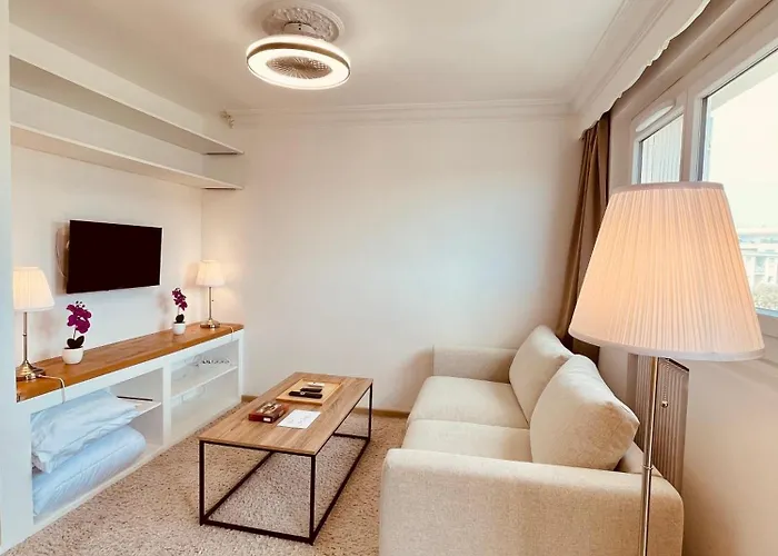 Des Pins Lejlighed Antibes